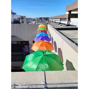 Parapluie droit coloré en polyester 190T, décoration suspendue, accessoire de fête abordable pour adultes, poignée en plastique, structure métallique - Product Image 5