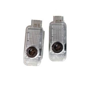 Electrónica automática para <span class=keywords><strong>Audi</strong></span> A5 A4L A4 A6 A1 A3 R8 Q7 Q5 TT A8 A6L LED Lámpara de bienvenida Puerta Logo Proyector Luz - Product Image 1