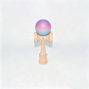 Juguete de Habilidad Japonés de Madera de Alta Calidad con Logotipo Personalizado, Franja de Color y Pintura de Goma Kendama para Exportación - Product Image 1