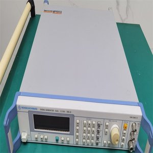 Generador de Señales Rohde & Schwarz SML01, Resolución de Frecuencia de 0.01 Hz, Amplitud de 0.1 mV, Forma de Onda Sinusoidal, Fabricado en Alemania - Product Image 2