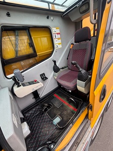 Grúa Móvil de 80 Toneladas con Pluma Telescópica, Grúa sobre Camión para Levantamiento de Carga Pesada en Promoción - Product Image 2