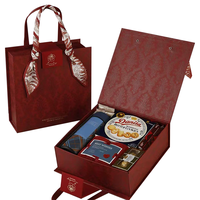 Boîtes cadeaux rigides en carton de luxe portables avec fermeture magnétique, poignée et ruban