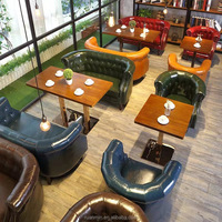 Ensembles Tables et Chaises de Café Style Américain Classique pour Restaurant, Parc ou Salon de Thé – Banquettes, Tables de Bar et Tables Basses en Bois