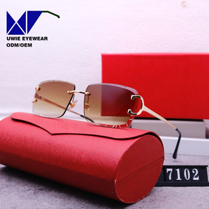 Gafas de Sol Personalizadas con Logotipo 2025, Unisex, Lentes con Bordes Cortados, Protección UV400, Montura Cuadrada de Aleación Resistente - Product Image 3