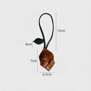 Porte-clés élégant en cuir PU tressé fait main en forme de fruit, pendentif de sac, vente en gros pour cadeaux souvenirs - Product Image 6