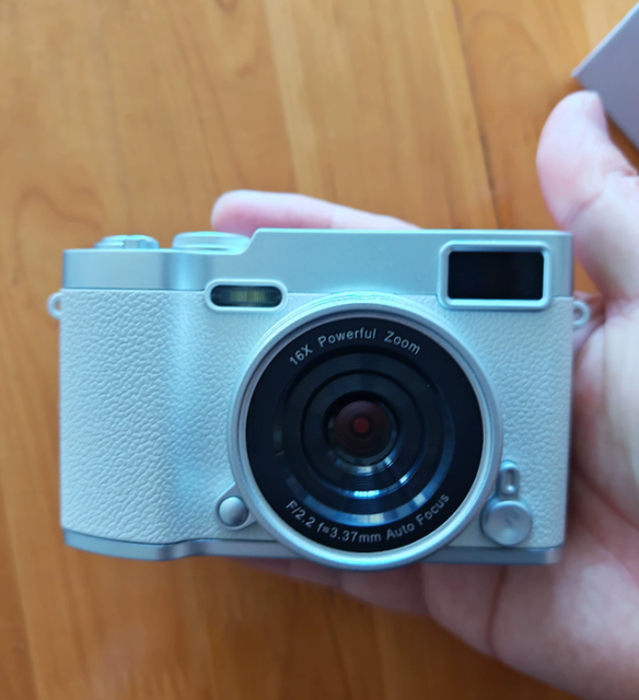 M9 Digital Camera High Definition Pixel Camera Student Travel Photography and Imaging Retro CCD