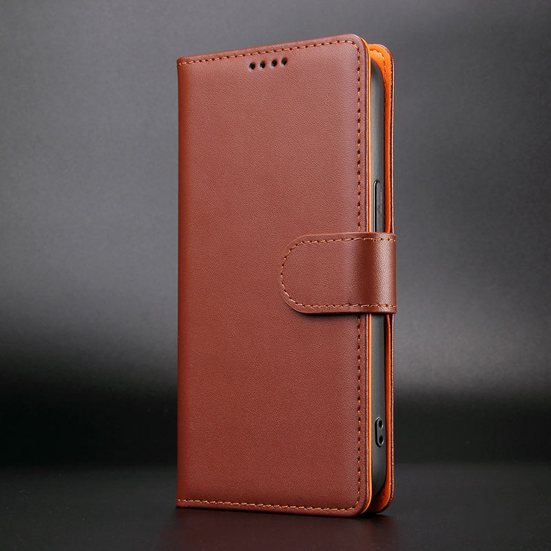 สีน้ำตาล