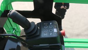 Plataforma Elevadora de Tijera Autopropulsada HAOKUN de 12 m, Elevador Móvil Hidráulico a Batería, Certificación ISO CE, 200-2000 kg - Product Image 2