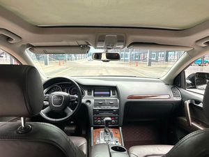 <span class=keywords><strong>Audi</strong></span> <span class=keywords><strong>Q7</strong></span> 3.0T Turbo Benzina <span class=keywords><strong>SUV</strong></span> Automatica LHD Usata del 2013 con Sedili in Pelle, Interni Scuri, Telecamera Posteriore per Esportazione - Product Image 4