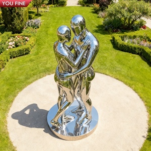 YOUFINE Romántico Paisaje al aire libre Instalación DE ARTE Escultura abstracta moderna de acero inoxidable de una estatua de pareja abrazada - Product Image 3