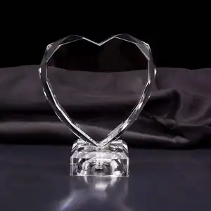 Honor of crystal Wholesale Folk Art Personalized Custom Logo Heart-Shaped Blank Trophy Crystal Crafts