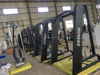 YG FITNESS YG-1048 Smith Machine Power Rack Cable Crossover Multifonctionnel pour l'entraînement de force et fonctionnel