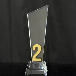Trofeo in Cristallo Trasparente con Numero <span class=keywords><strong>1</strong></span> 2 in Metallo Dorato, Souvenir in Cristallo, Trofei e Premi, Trofeo con Numero per Anniversario <span class=keywords><strong>1</strong></span> 2 Anni - Product Image 4