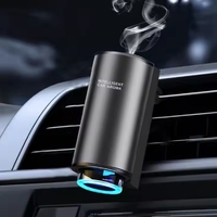 Vente en gros de désodorisant électrique portable et rechargeable USB pour voiture, diffuseur d'huiles essentielles en verre à pulvérisation automatique, diffuseur d'arômes d'aération