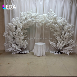 ซุ้มต้นซากุระประดิษฐ์สีขาว LEDA โครงโลหะ ซุ้มดอกซากุระสำหรับตกแต่งฉากหลังงานแต่งงานและงานอีเว้นท์ - Product Image 2