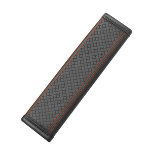 Nouvelles ceintures <span class=keywords><strong>de</strong></span> <span class=keywords><strong>sécurité</strong></span> <span class=keywords><strong>de</strong></span> voiture <span class=keywords><strong>housse</strong></span> <span class=keywords><strong>de</strong></span> <span class=keywords><strong>ceinture</strong></span> <span class=keywords><strong>de</strong></span> <span class=keywords><strong>sécurité</strong></span> en cuir avec épaulettes en relief accessoires intérieurs <span class=keywords><strong>de</strong></span> <span class=keywords><strong>protection</strong></span> - Product Image 1