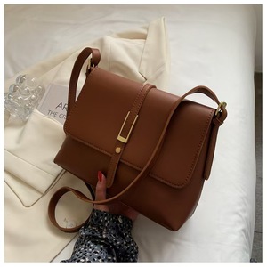 Vente en gros de sacs à main en cuir PU Sacs à poignée supérieure de grande capacité Sac pour femme Produit - Product Image 3