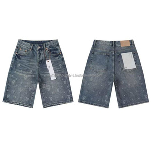 Shorts en jean pour hommes, denim déchiré, style vintage, coupe ample, délavage acide, ourlet brut, design entièrement orné de strass, été, hip-hop - Product Image 4