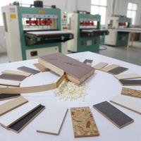 Particules d'adhésif thermofusible pour le collage des bords de panneaux de meubles de couleurs mélangées, adaptées aux machines de collage de bords de grande et moyenne taille