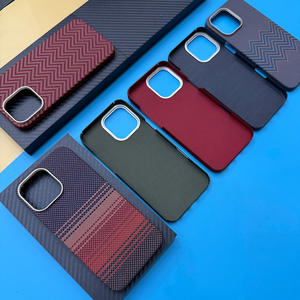 Étui robuste et durable de conception professionnelle pour iPhone 15 16 17 <span class=keywords><strong>Pro</strong></span> Max 17 Air 15 Plus, en fibre de carbone, avec chargement magnétique sans fil - Product Image 3