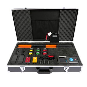 Detector de Fase Inalámbrico Multifunción de Alto Voltaje bibo ETCR1560 para Unidades de Anillo (RMU) y Equipos de Conexión Desmontables (Metalclad) con Alcance de Detección de 200m - Product Image 1