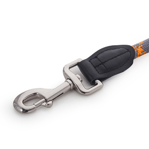 Correa Corta para Perro de Cuero Moderna Personalizada con Estampado Reflectante, Cuerda de Tracción de Nailon Resistente y Duradera, Cadena Tipo P - Product Image 2