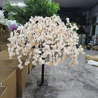 S506 Nouveau design Arbre floral artificiel de 1,20 m de haut, blanc ivoire, centre de table floral pour décoration de table de mariage