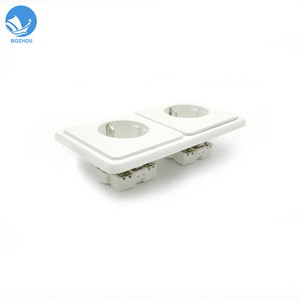 Prise de courant encastrée Bozhou Marine, norme australienne 16A, panneau de prise de courant intégré, verre trempé, prises et fiches - Product Image 2