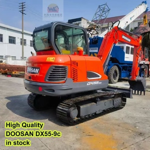 Excavadora de cadenas Doosan DX55-9C usada, excavadora hidráulica de 5.5 toneladas con motor potente para construcción y movimiento de tierras, en stock. - Product Image 1