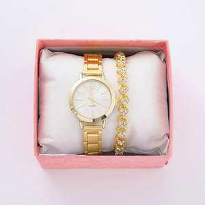 Ensemble de montres-bracelets pour femmes Duoduo Luxury, cinq pièces, en alliage de quartz, étanche, pour un cadeau d'anniversaire - Product Image 5