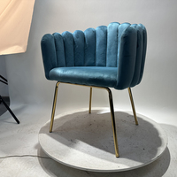 Ensemble de 2 chaises de salle à manger en velours, chaises d'appoint modernes rembourrées avec accoudoirs, pieds en métal doré pour cuisine, salon, chambre à coucher