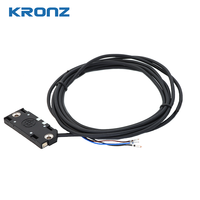 Capteur capacitif KRONZ Q20, détection 10 mm, sortie PNP NC, 10-30 VDC, non encastré, IP65, câble 2 m, capteur cubique