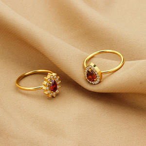 Anillo de Zirconia Chapado en Oro de Acero Inoxidable 316L con Gema <span class=keywords><strong>Roja</strong></span> de Moda y Elegancia Zhongzhe CE para Mujer, Anillo de Regalo de Joyería para Boda - Product Image 3