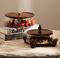 Nieuwe grensoverschrijdende glazen fruitschaal & snackplateau, licht luxe retro design, effen patroon, woonkamer salontafel snoep- en noten schaal