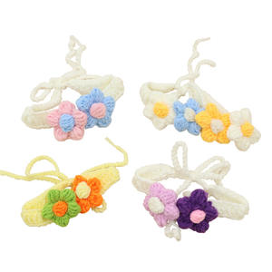 للبيع بالجملة طوق زهور حلوة محبوكة يدويًا قطة خفيفة الوزن-طول قابل للتعديل للجلد - Product Image 5