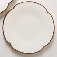 Assiettes en Porcelaine Écologiques de Style Moderne, Lot de 2, en Céramique de Haute Qualité, Assiettes Blanches en Porcelaine Fine pour Usage en Restaurant