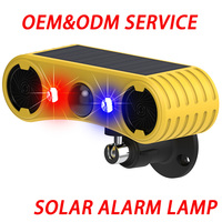 Alarm Sensor Gerak Tenaga Surya OEM 129dB Speaker Ganda Suara Keras Lampu Strobo LED Merah Biru Berkedip Peringatan Luar Ruangan untuk Kebun Pertanian