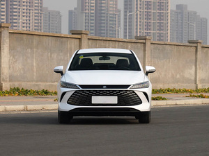 BYD Qin PLUS DM-i Edición Conducción Inteligente, Autonomía EV de 55KM, Edición Líder con Buen Precio, Sedán Compacto Híbrido de Nueva Energía - Product Image 2