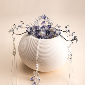 Couronne de cheveux de style dynastie Ming avec de longues franges, une coiffure traditionnelle Hanfu, un accessoire éthéré et élégant, un accessoire ancien. - Product Image 1