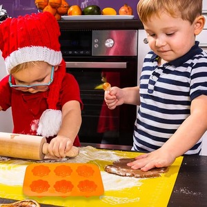 Moule à citrouille en silicone, lot de 3, moules de cuisson 3D pour l'automne, réutilisables, compatibles avec les aliments, pour cake pops, gelée, chocolat, bombes de bain - Product Image 2