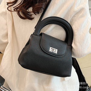 Haut de gamme Niche rayé coquille pour femmes 2025 nouveau à la mode Simple Texture dames sac à main épaule sac à bandoulière - Product Image 4