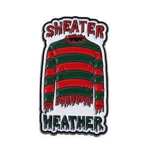 Broche créative de dessin animé, style navetteur, <span class=keywords><strong>pull</strong></span> rayé <span class=keywords><strong>rouge</strong></span> et vert, badge en métal, broche badge <span class=keywords><strong>film</strong></span> et télévision Ghost Street - Product Image 5