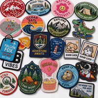 Patch brodé personnalisé en gros, motif badge de voiture rétro classique, design salon automobile, à coudre ou thermocollant pour vêtements