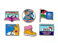 Pins de revers en émail sur le thème personnalisé, badges souvenirs d'événements de voyage à l'effigie de personnages de dessins animés pour cadeaux et décoration
