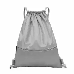 Impermeable al por mayor mejor venta de nylon bolsa con cordón para deportes