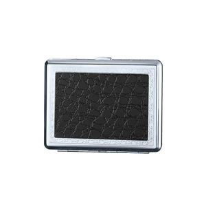 Étui à cigarettes en métal de texture en <span class=keywords><strong>cuir</strong></span> de 20 capacités résistant à l'écrasement et à l'eau - Product Image 2