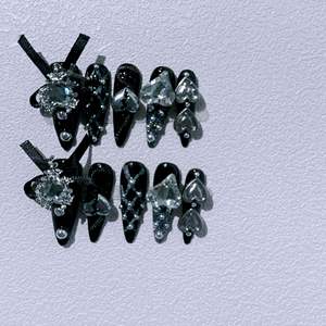 Nouveauté 2026 : Faux ongles en résine semi-couvrants style Ins, forme amande, longueur longue, amovibles et réutilisables, certifiés CE, 10 pièces - Product Image 2