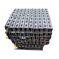 Poutre en acier galvanisé à chaud en forme de C Q235B, profilé à froid, poinçonnage, support en C, structure de toiture en acier, découpe, soudage
