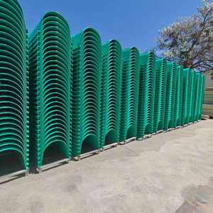 รางน้ำไฟเบอร์กลาสรางน้ำมาตรฐานสูงสำหรับการเกษตรรางน้ำระบายน้ำทิ้งรางน้ำเรซินรูปตัวยู - Product Image 1