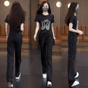 <span class=keywords><strong>Ensemble</strong></span> décontracté 2 pièces pour <span class=keywords><strong>femme</strong></span>, T-shirt imprimé cygne avec strass + <span class=keywords><strong>pantalon</strong></span> à cordon <span class=keywords><strong>de</strong></span> serrage, <span class=keywords><strong>ensemble</strong></span> <span class=keywords><strong>de</strong></span> vêtements <span class=keywords><strong>de</strong></span> détente scintillants - Product Image 2